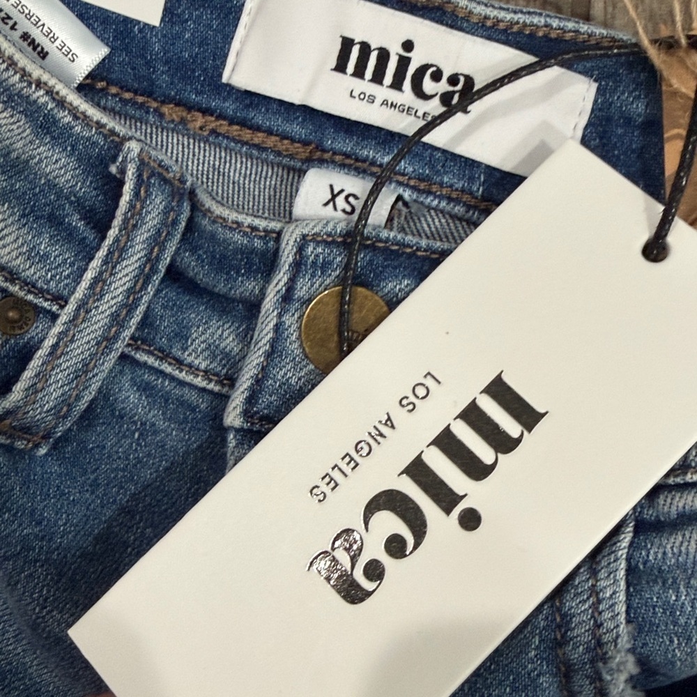 NWT Mica Los Angeles High Rise Distressed Raw Hem Denim Shorts - Picture 3 of 3